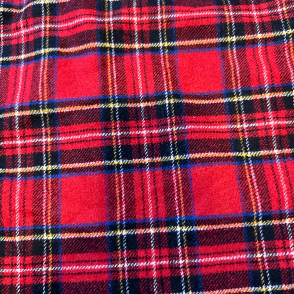J Crew NWT Size 2 Tartan Plaid Pencil Skirt.
Perfect for the Holidays - Picture 3 of 9